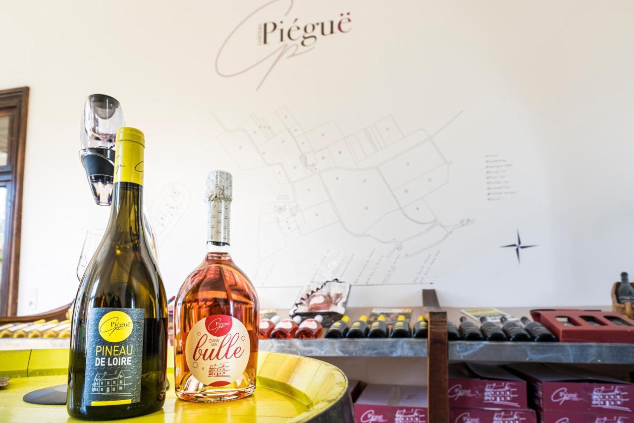 Rochefort-sur-Loire Vignoble Chateau Piegue - Winery المظهر الخارجي الصورة